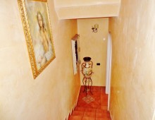 Graziosa villetta con 330 mq di spazio esterno