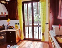 Graziosa villetta con 330 mq di spazio esterno