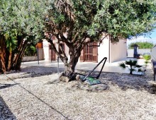 Graziosa villetta con 330 mq di spazio esterno