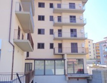 Ampio 3 vani più accessori in cooperative di nuova costruzione