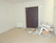 Ampio 3 vani più accessori in cooperative di nuova costruzione