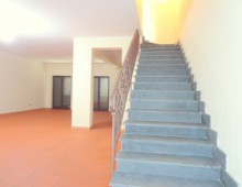 Villa singola su tre livelli con 1200 mq di terreno