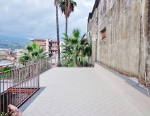 Ampia e luminosa mansarda in antico e signorile palazzo totalmente ristrutturato