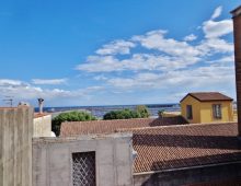 Luminoso attico di 140 mq con ampia terrazza panoramica vista mare