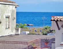 Luminoso attico di 140 mq con ampia terrazza panoramica vista mare