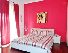 Luminoso attico ben rifinito sito al 4° piano con mansarda e garage