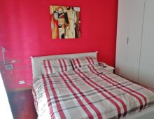 Luminoso attico ben rifinito sito al 4° piano con mansarda e garage