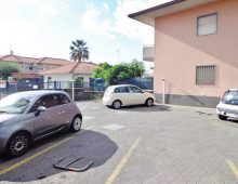 Ampio e confortevole 3 vani in residence con ingresso indipendente