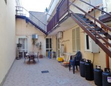 Ampia casa singola sita al piano terra con terrazza edificabile