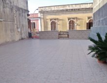 Ampia casa singola sita al piano terra con terrazza edificabile