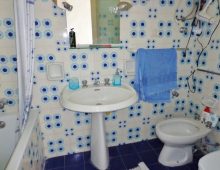 Casa singola sita al primo piano vicino Piazza San Pietro