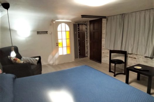 Mansarda arredata sita al secondo piano in pieno centro storico