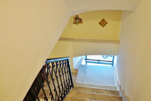 Mansarda arredata sita al secondo piano in pieno centro storico