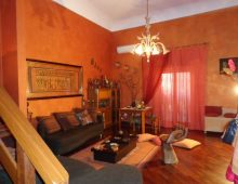 Ampia casa Indipendente a pochi passi dal centro
