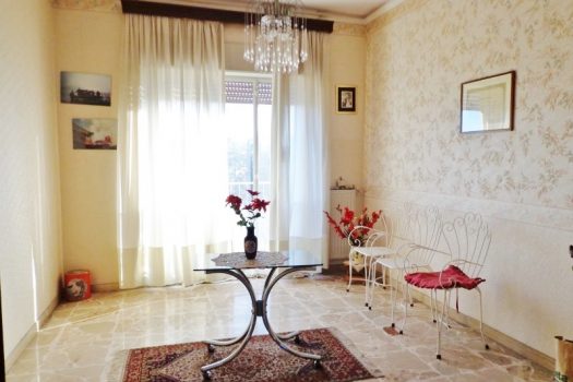 Attico panoramico in zona ben servita