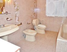 Casa indipendente con 300 mq di giardino