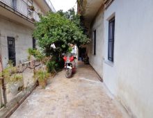 Casa indipendente con 300 mq di giardino