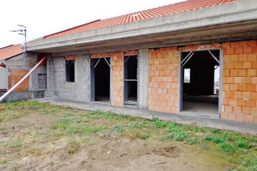 Villetta da rifinire in zona tranquilla e panoramica