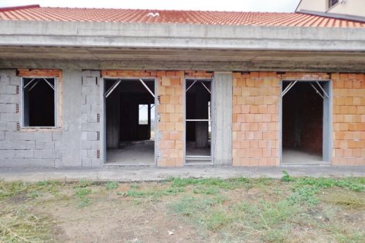 Villetta da rifinire in zona tranquilla e panoramica