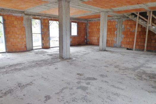 Villetta da rifinire in zona tranquilla e panoramica