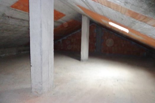 Villetta da rifinire in zona tranquilla e panoramica