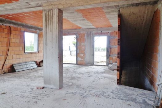 Villette da rifinire in zona panoramica