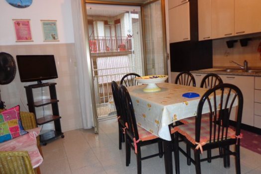 Ampio 3 vani in zona centrale, residenziale e tranquillo