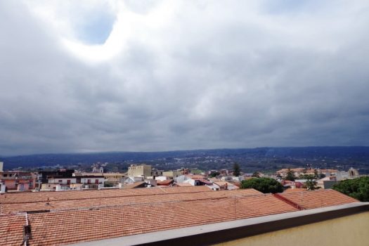 Mansarda da rifinire in zona centrale e ben servita