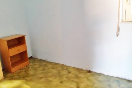 Intero palazzetto in zona servita e centrale