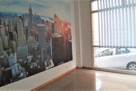 Ampia bottega di 70 mq più 70 mq di magazzino sottostante