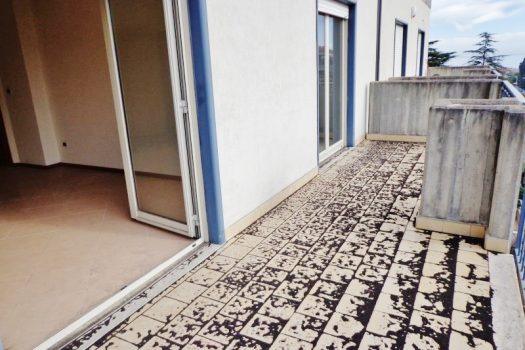 Ampio e luminoso 3 vani con garage in  zona ben servita