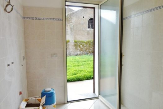 Ville singole su 4 livelli con 400 mq di giardino