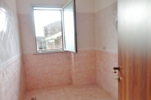 Ville singole su 4 livelli con 400 mq di giardino