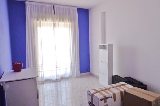 3 vani vuoto con ampio garage al centro del paese