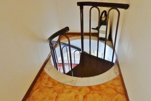 Esclusivo attico con terrazzo con meraviglioso affaccio sul mare