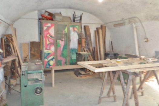 Storico appartamento singolo a pochi centinaia di mt da Piazza San Pietro con ampio garage