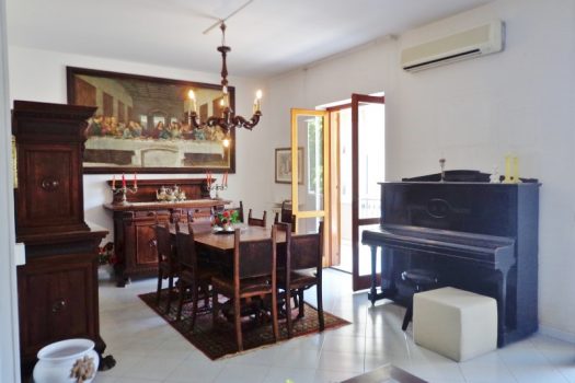 Luminoso appartamento con ampio garage