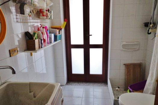 Luminoso appartamento con ampio garage