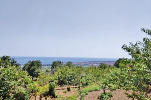 Splendido terreno panoramico ideale per realizzazione villa singola