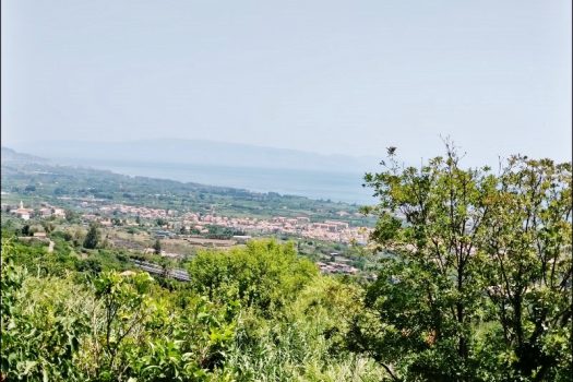 Splendido terreno panoramico ideale per realizzazione villa singola