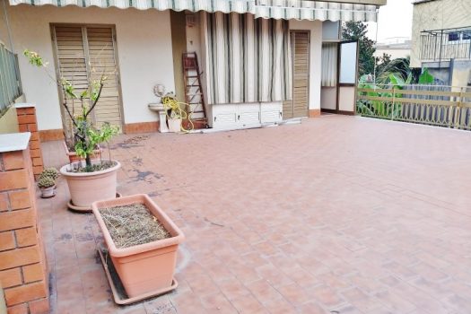 3 vani con ampia terrazza e garage a pochi passi da P.zza Carmine