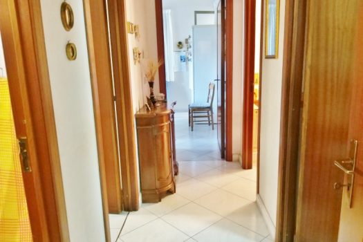 3 vani con ampia terrazza e garage a pochi passi da P.zza Carmine