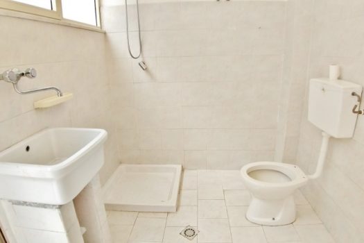 4 vani vuoto semi indipendente con terrazzo e garage