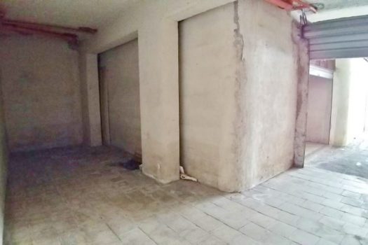 4 vani vuoto semi indipendente con terrazzo e garage