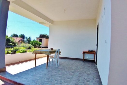 2 Appartamenti in villa con ampio spazio esterno