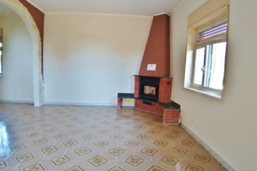 2 Appartamenti in villa con ampio spazio esterno