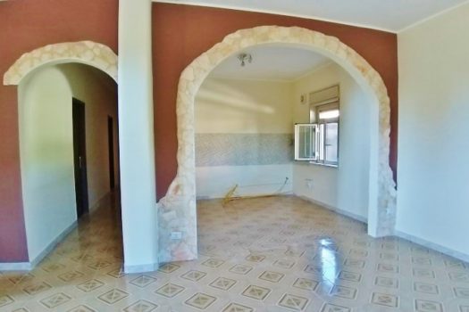 2 Appartamenti in villa con ampio spazio esterno