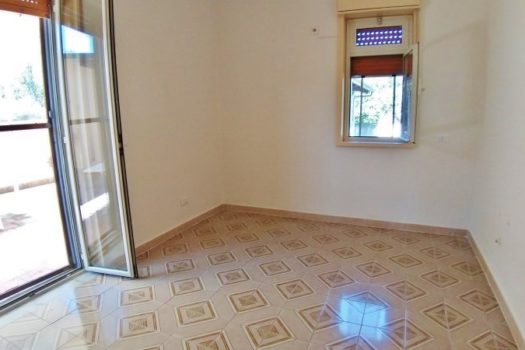 2 Appartamenti in villa con ampio spazio esterno