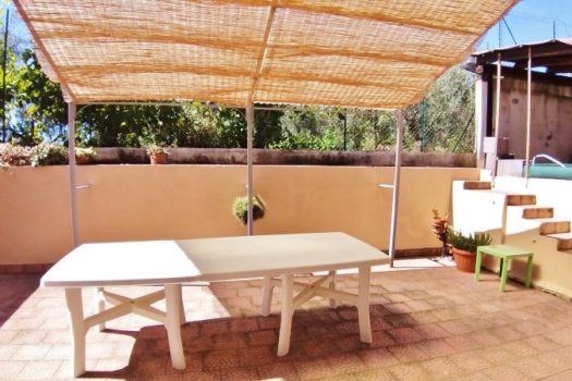 2 Appartamenti in villa con ampio spazio esterno