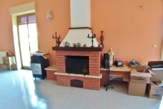 2 Appartamenti in villa con ampio spazio esterno